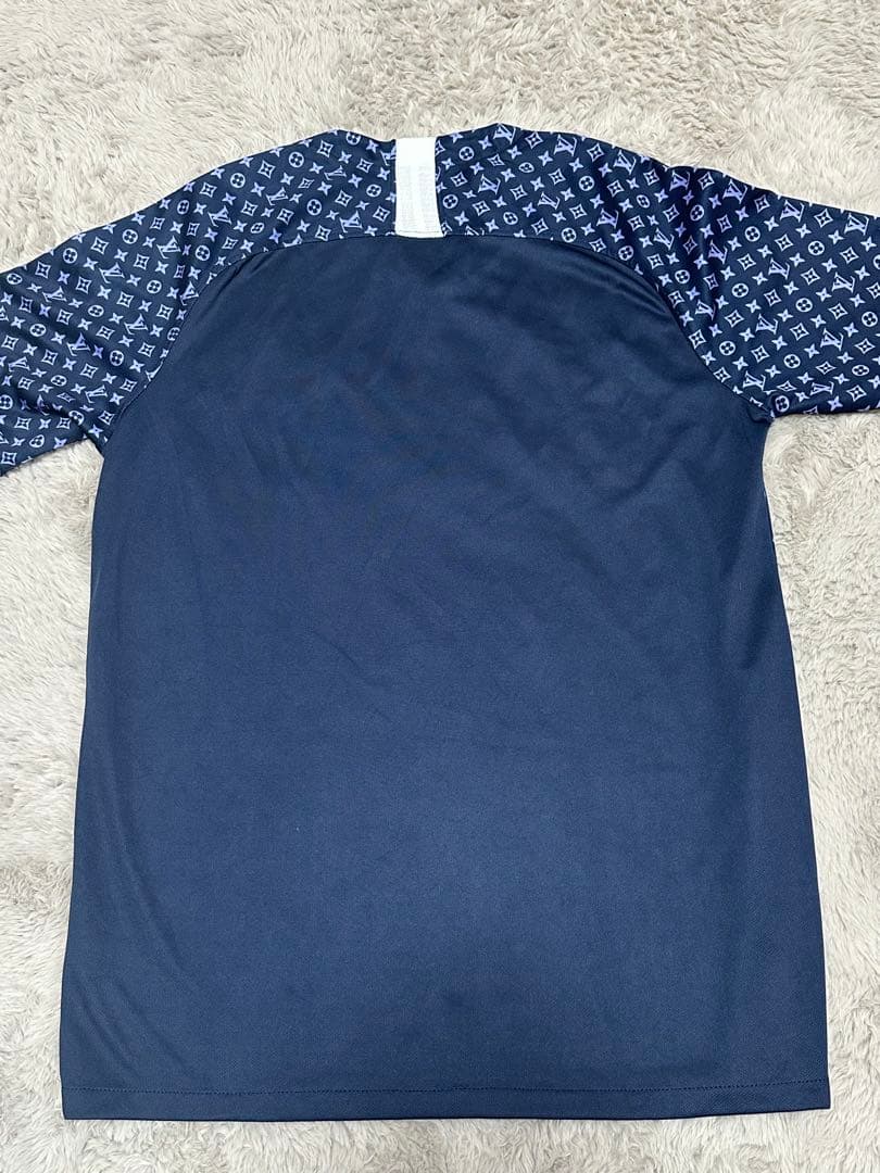 パリサンジェルマン　サッカーシャツ L