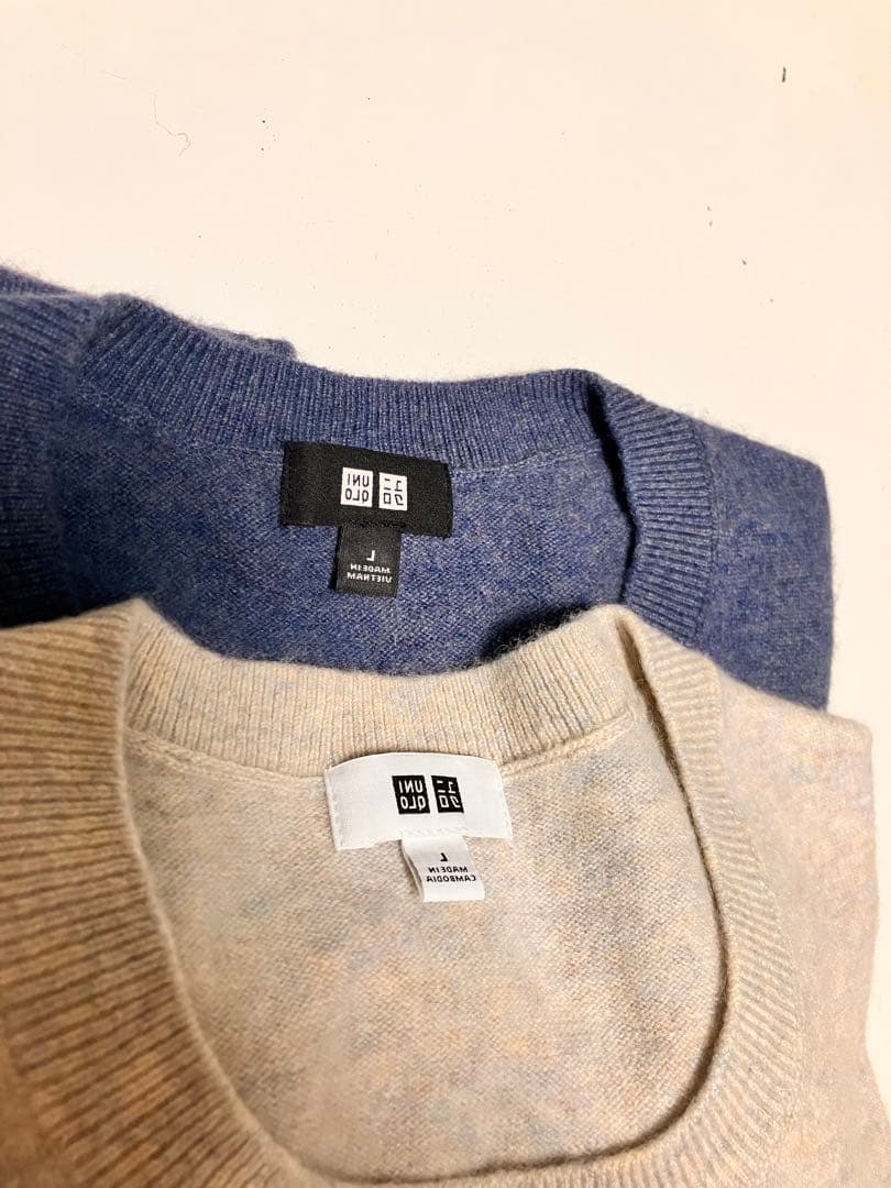 2枚セット価格　UNIQLOカシミアクルーネックセーターL　ブルー&オフホワイト