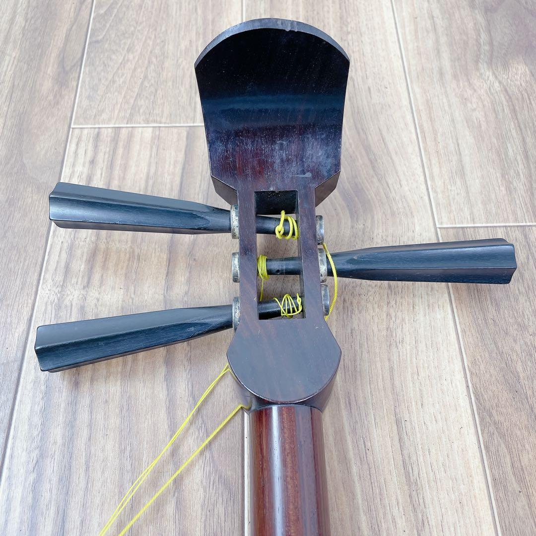 津軽貼り 津軽塗り胴掛け　中棹 三味線 平溝 丸打胴 黒檀糸巻き　紅木　正寸