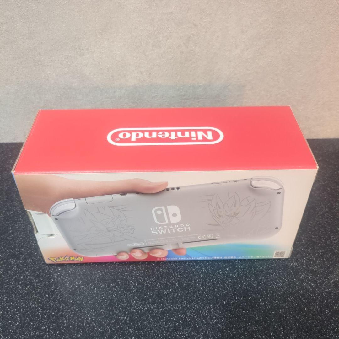 美品 ニンテンドースイッチ ライト ザシアン・ザマゼンタ 剣盾 バージョン