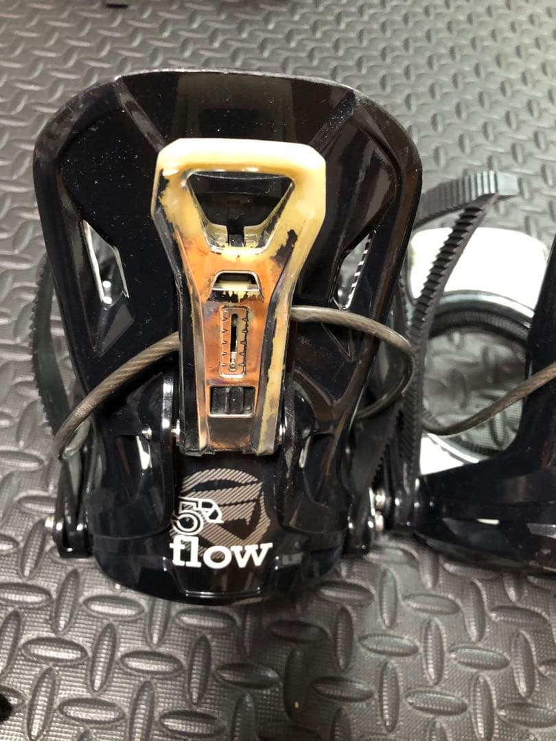 スノーボード バインディング FLOW 5 FIVE ビンディング　Mサイズ