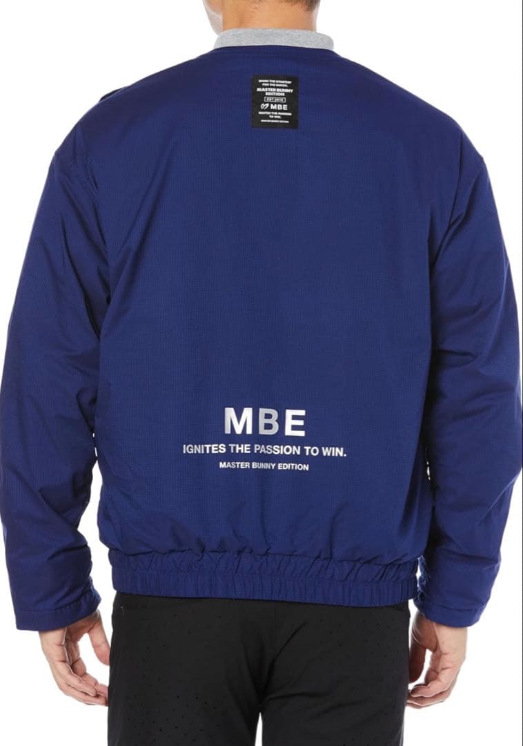 マスターバニー　保温クールネックブルゾン