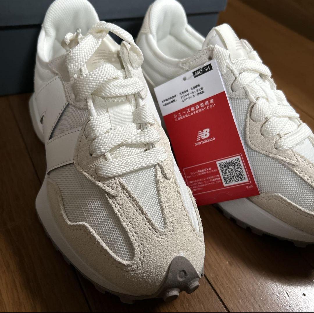 ★特価★　新品 ニューバランス　スニーカー　U327　24.0cm　送料込