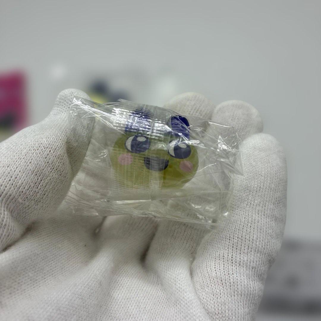 Tamagotchi メモ帳　はさむんです。　ぷくっとクリアリング　たまごっち