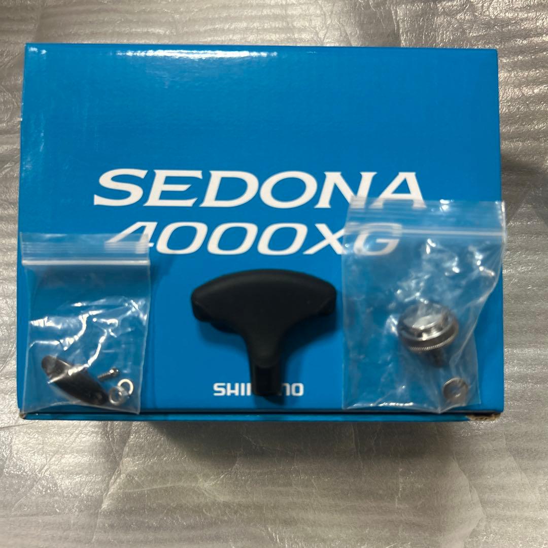 SEDONA 4000xg スピニングリール シルバー/ゴールド