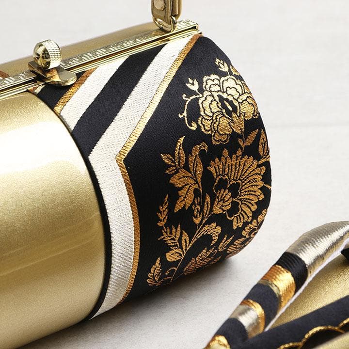 【新品】草履バッグセット　黒地に古典柄 帯地 03662