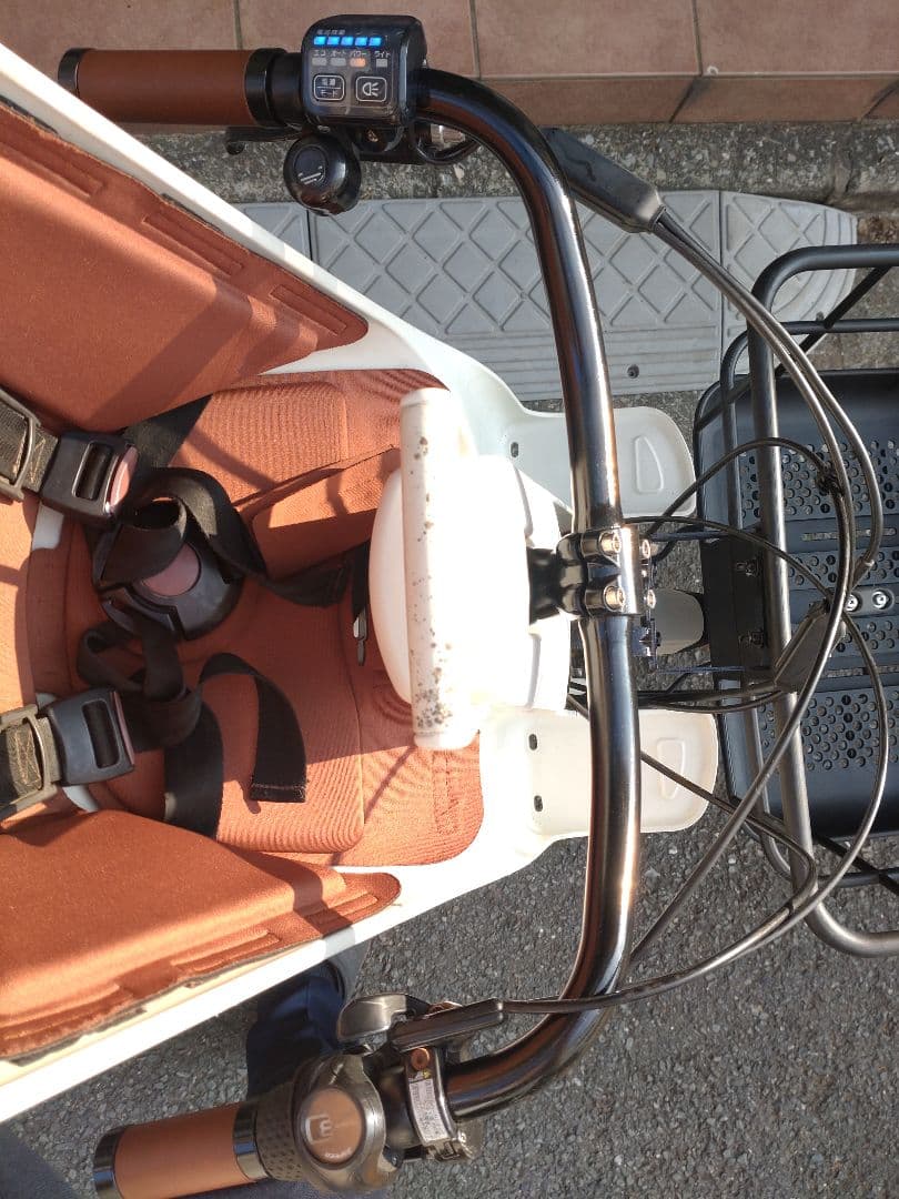 配送可★直接引渡可★カスタム【現行型ビッケグリ】電動アシスト自転車★３人乗子供乗