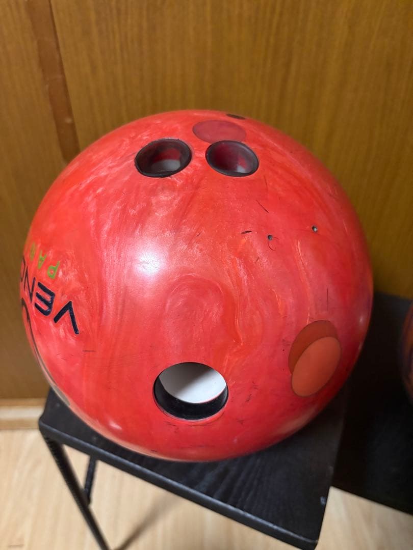 中古ボウリング 中古】ボウリングボール バイトパニックA.I. 15ポンド2