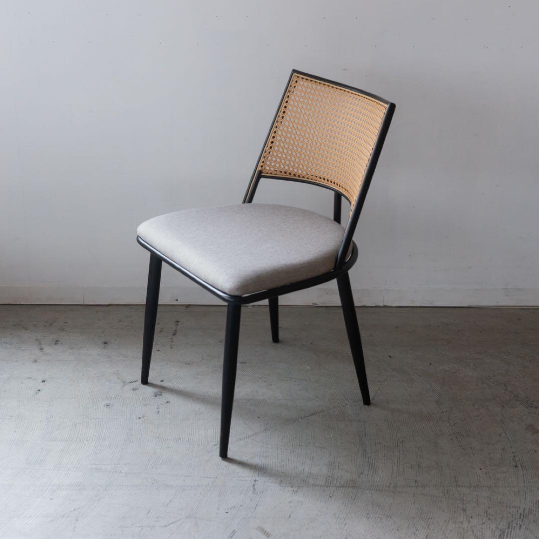 ダイニングチェア グレ　ラタン調