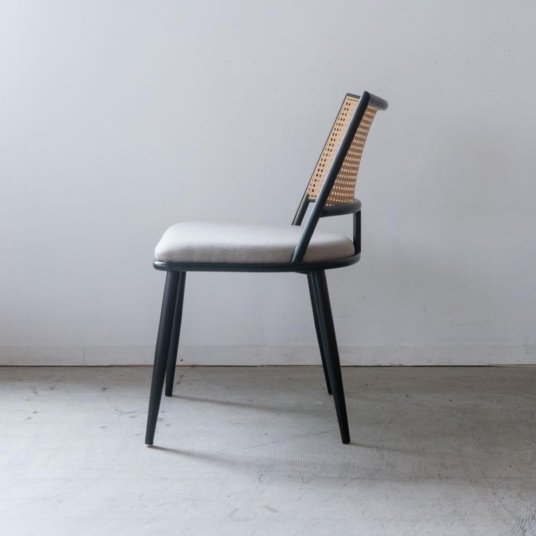 ダイニングチェア グレ　ラタン調