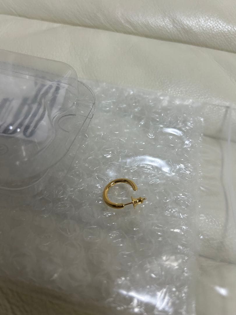 新品未使用 CAREERING キャリアリングPLACEBO 301 (ＹＷ)右