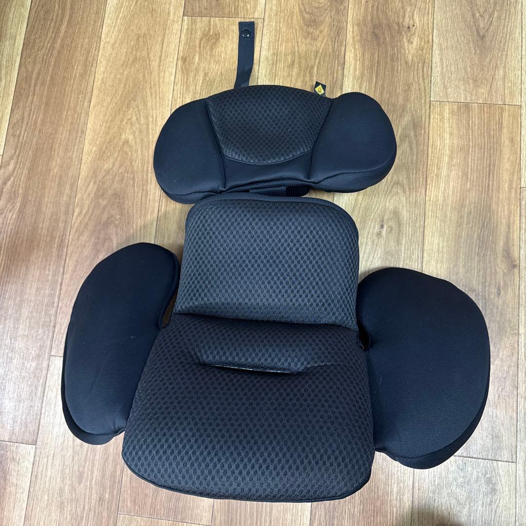 Combi チャイルドシート ブラック ISOFIX ZC-750