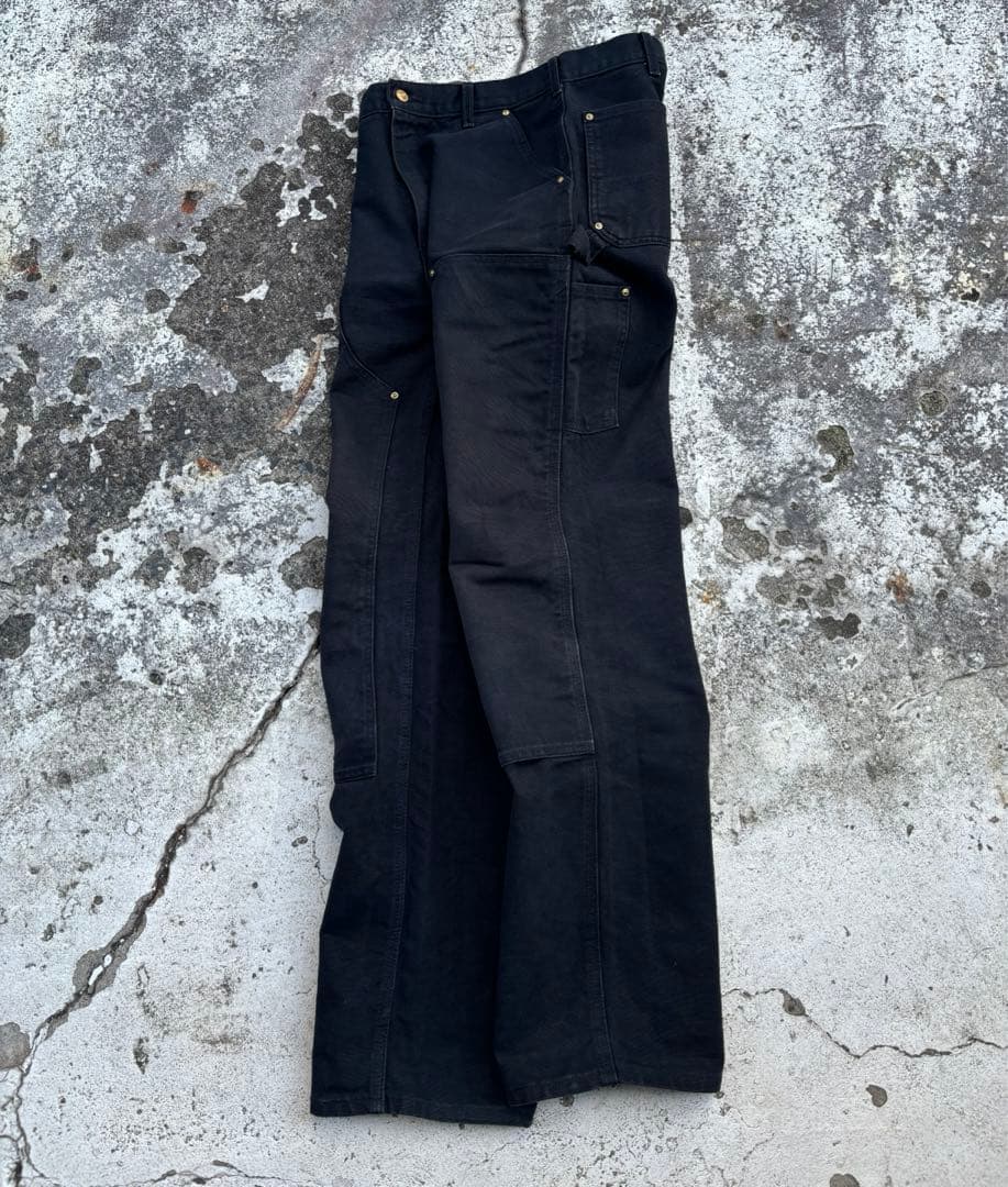 アメリカ製 カーハート ダブルニー ブラック フェード 34×33 - メルカリ