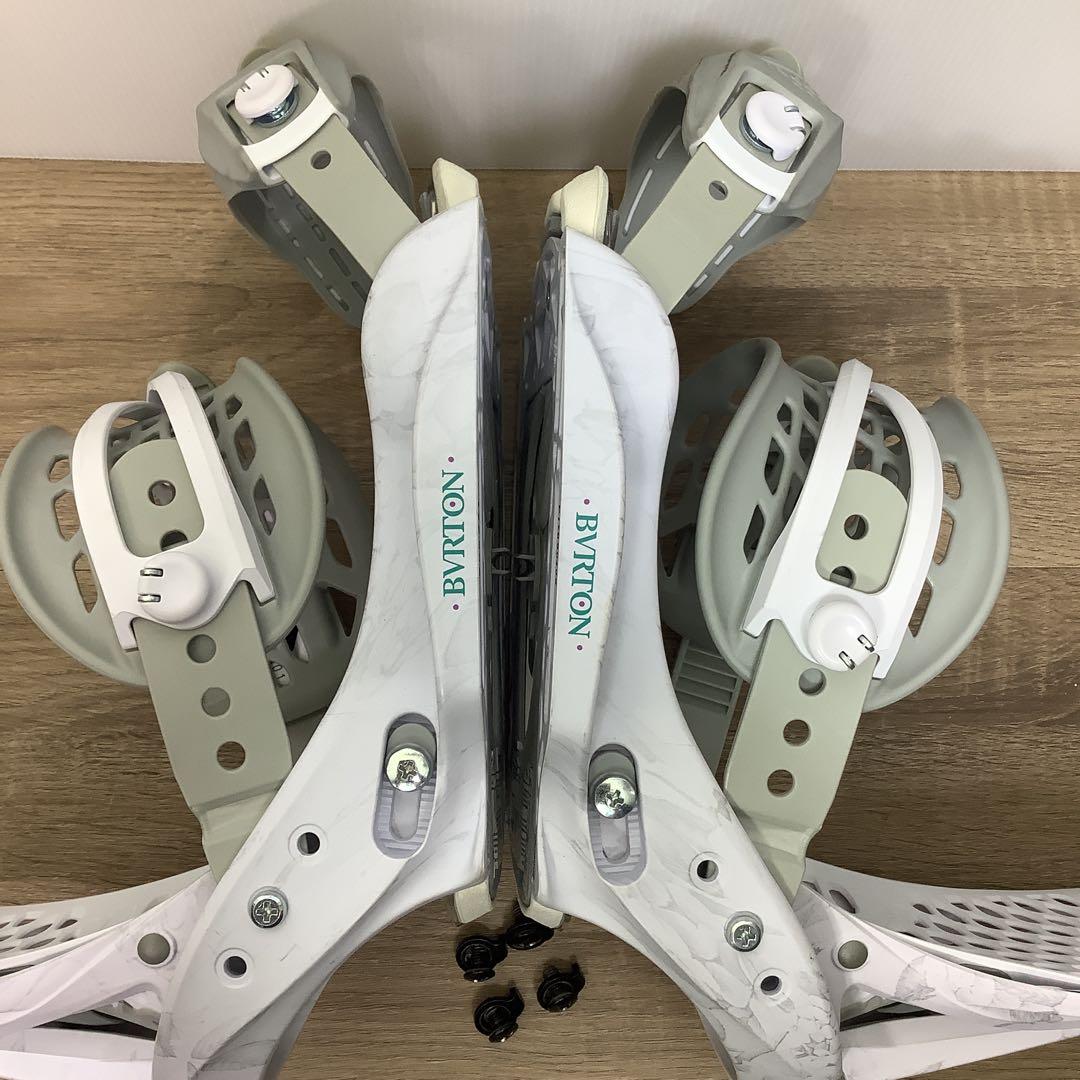 046BURTONバートンESCAPADEスノーボードビンディングバインディングの