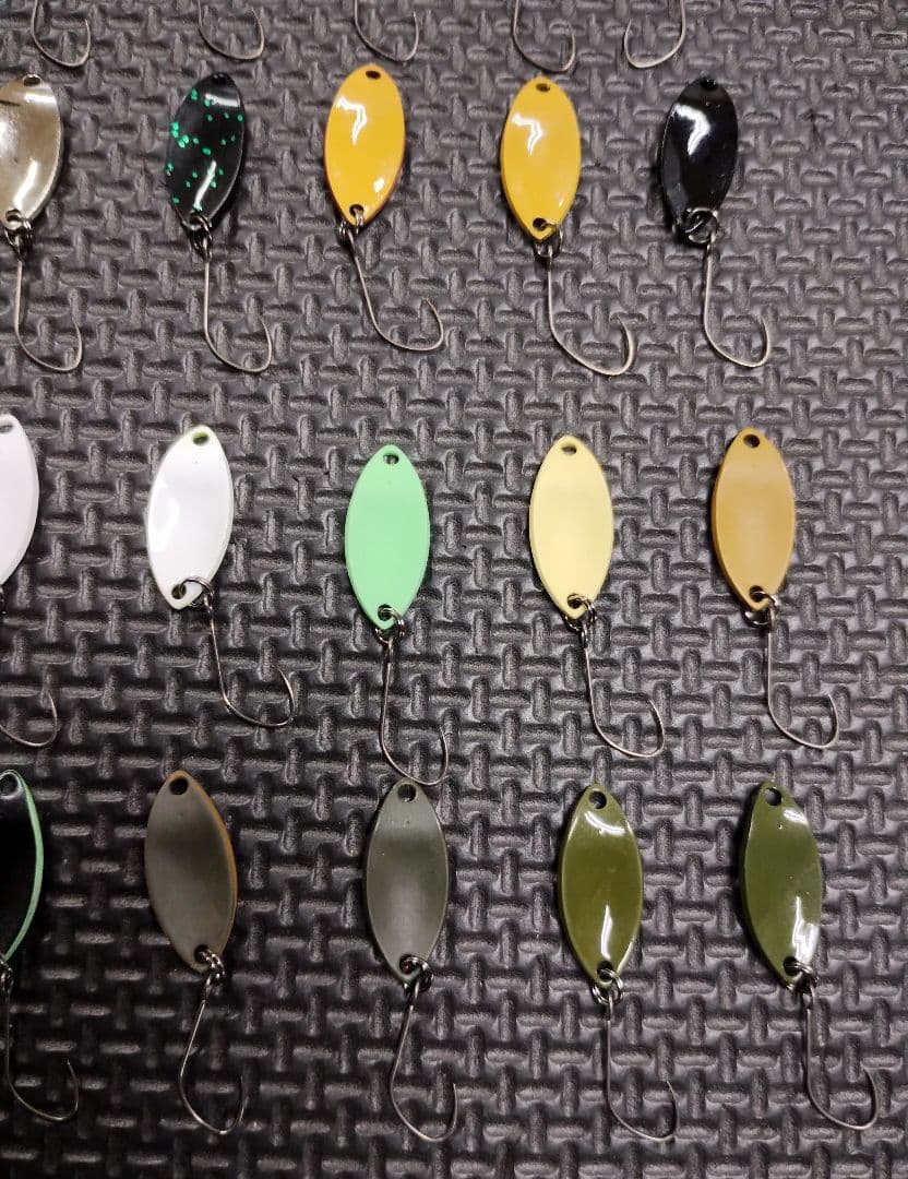 ヴァルケイン サーヴァントスピア１.１ｇスプーン ２８個セット