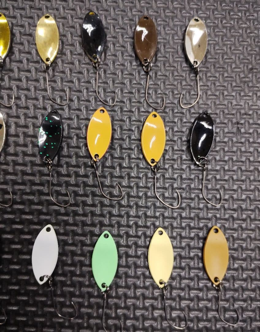 ヴァルケイン サーヴァントスピア１.１ｇスプーン ２８個セット