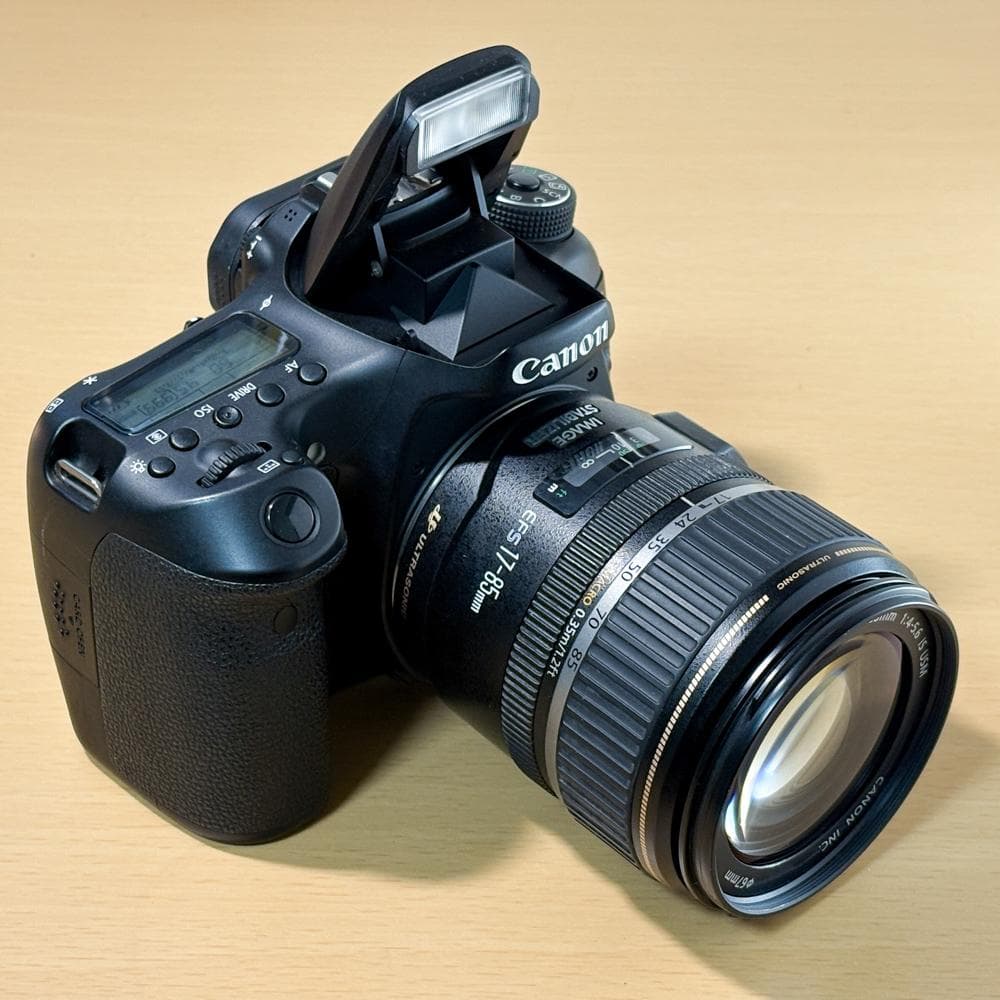 Canon EOS70D レンズセット 背面液晶ムラ有り　シャッター10272回