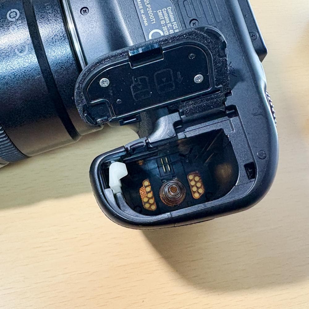 Canon EOS70D レンズセット 背面液晶ムラ有り　シャッター10272回