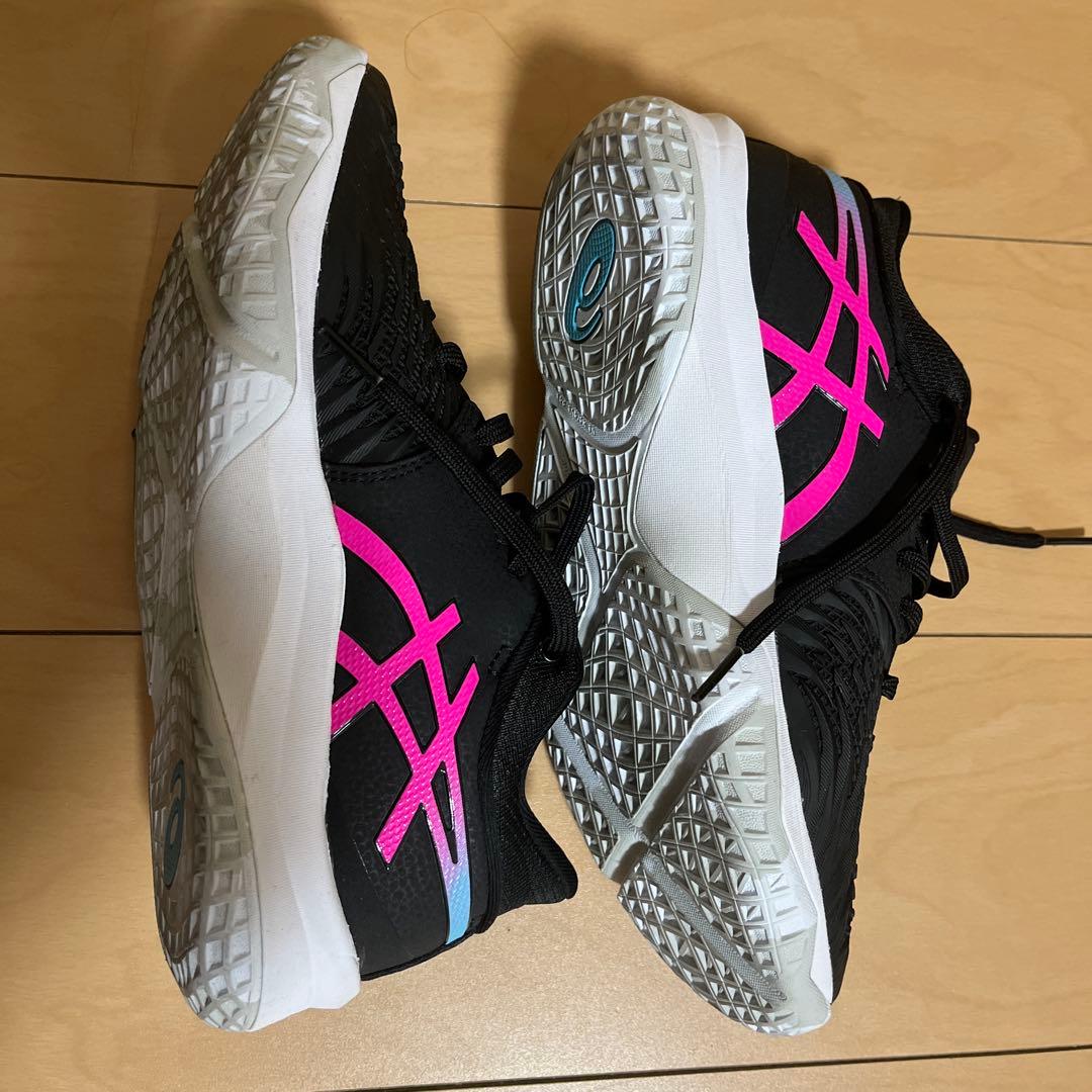 バスケットボールシューズ