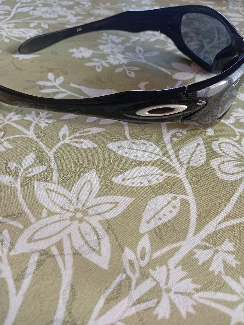 Oakley ブラック サングラス(廃盤モデル）