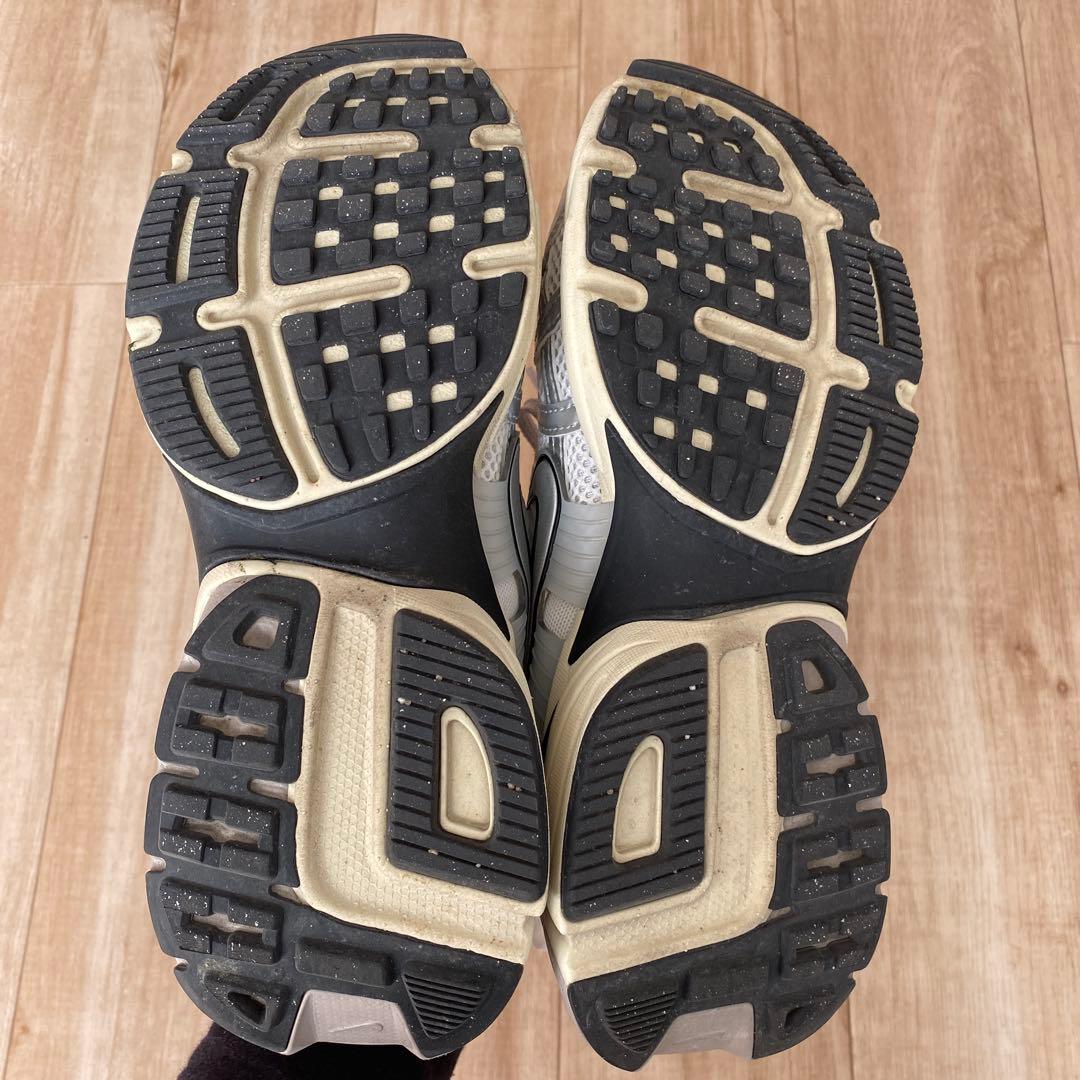 NIKE ウィメンズ　V2K ラン　24㎝　V2K RUN FD0736-100