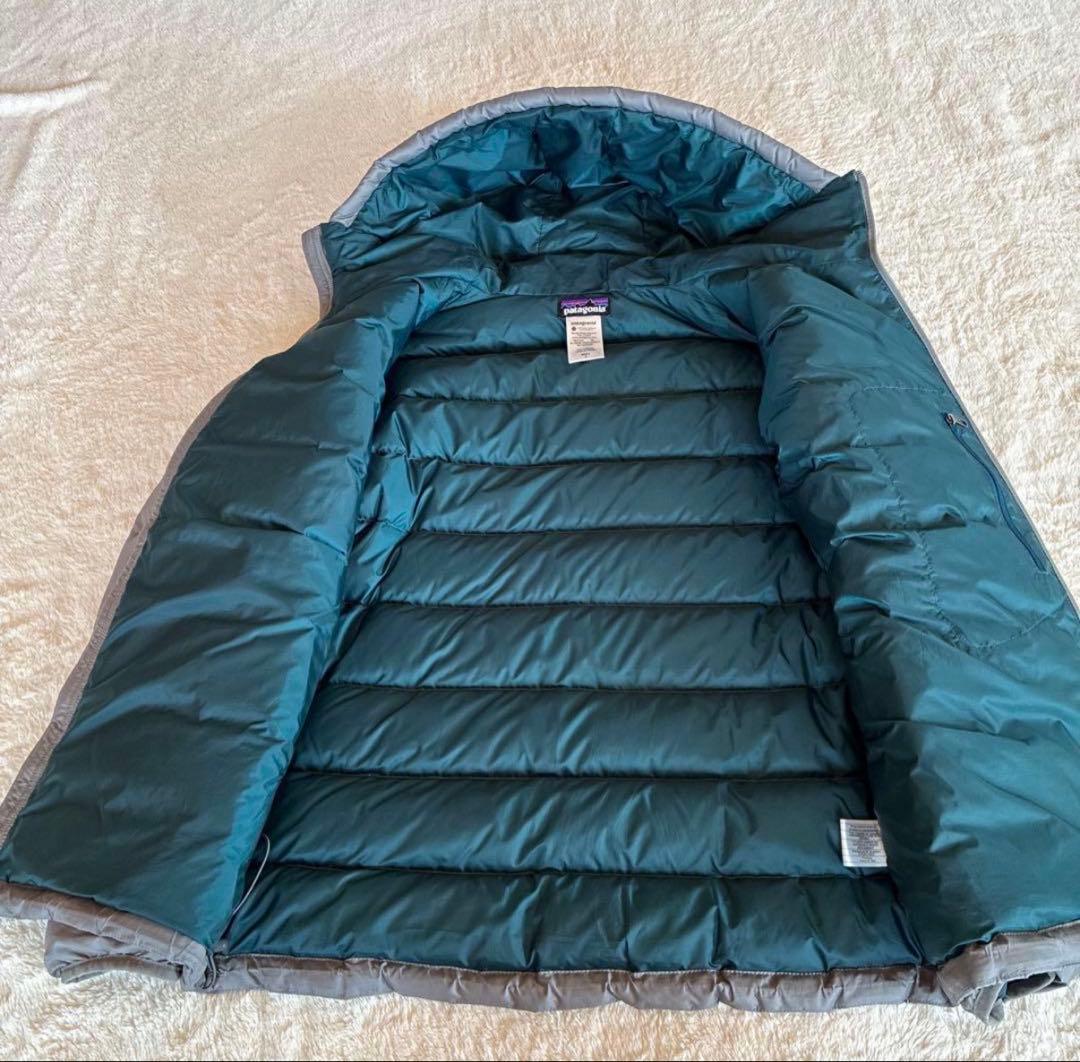 FA13 パタゴニア　ハイロフトダウンセーター　フーディ　S ニッケル　シルバー