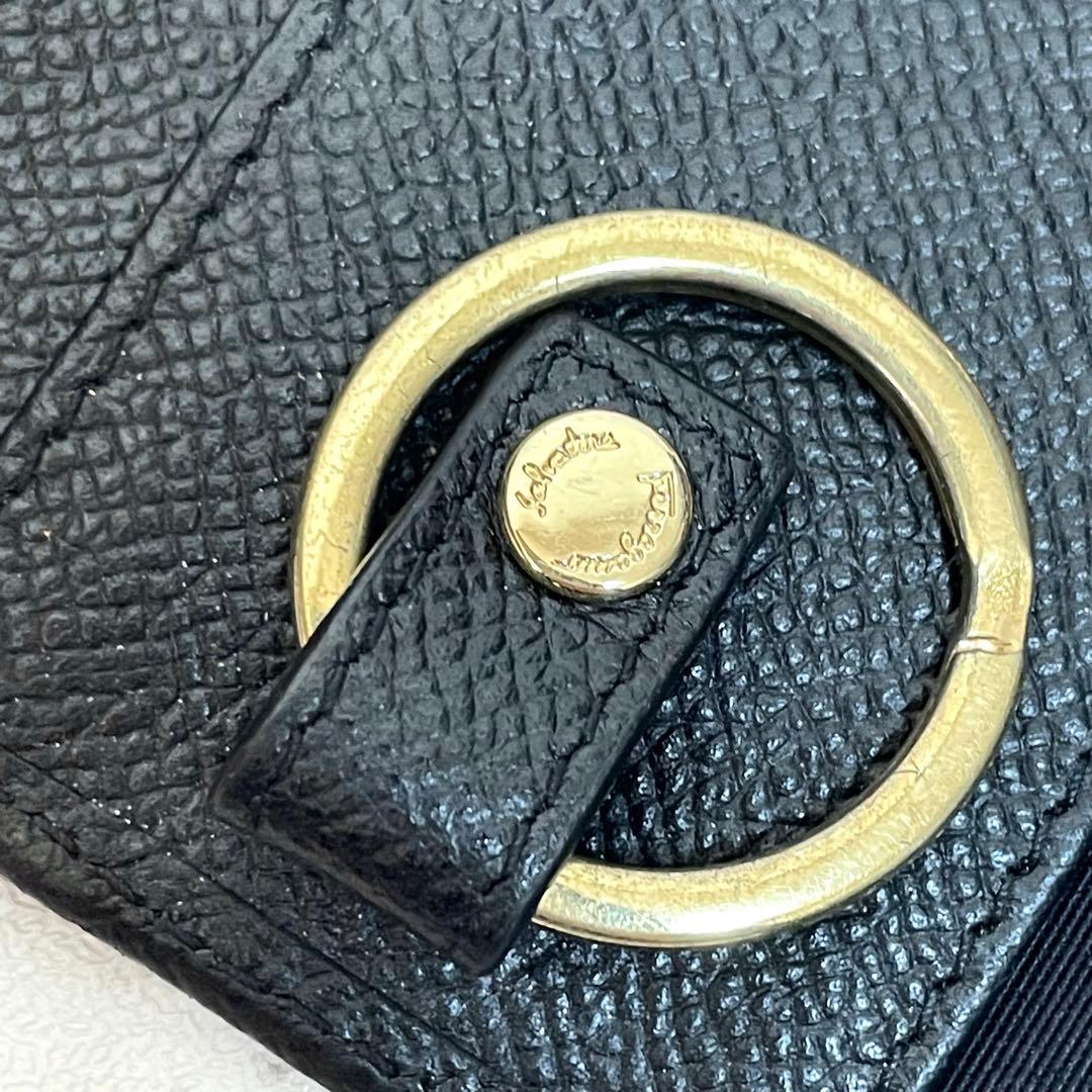 極美品✨フェラガモ　現行　キーケース　リング　RFIDタグ　ガンチーニ　黒　箱付