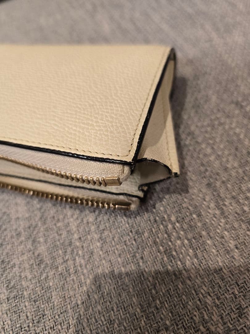 ヴァレクストラ　ジップキーホルダー　ケース