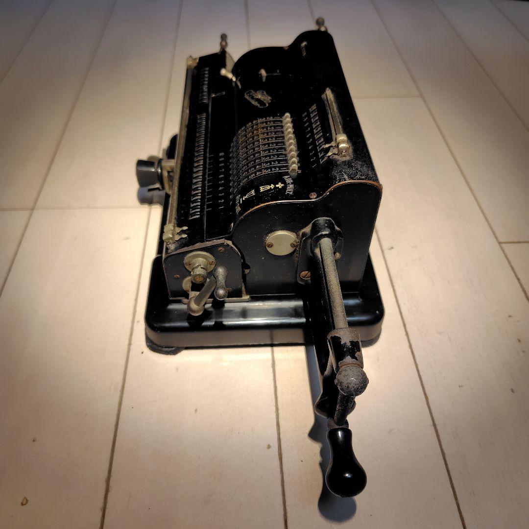 Tiger 機械式計算機（Tiger Calculator）