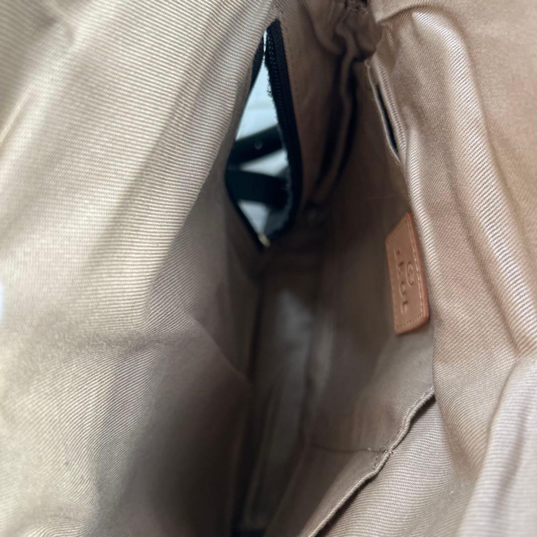 ikot イコット ファーリュック バッくパック 台形