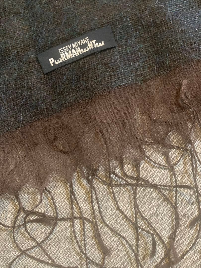 ISSEY MIYAKE PERMANENTE 大判ストール　緑 かなりの美品