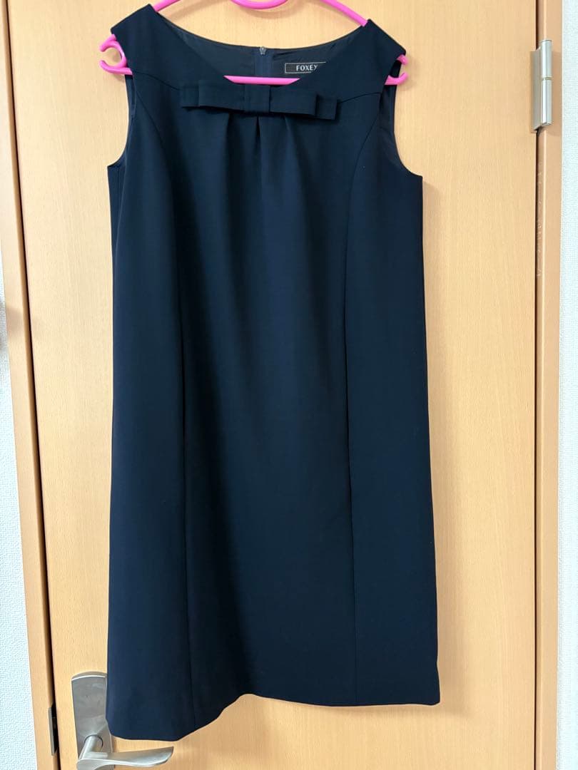 FOXEY ネイビー ノースリーブ 膝丈ワンピース