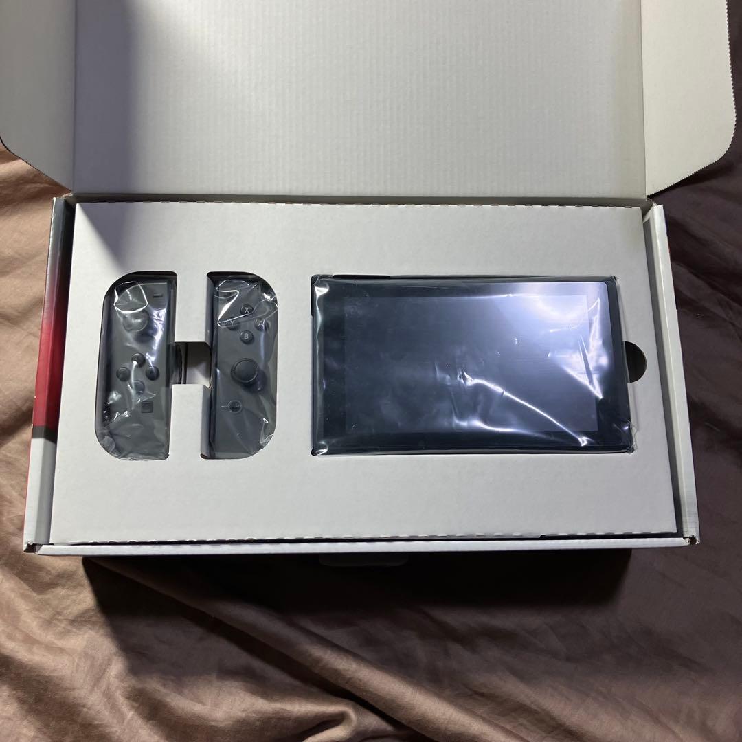 り*ん様 Nintendo Switch 本体 動作確認済/箱・付属品完備