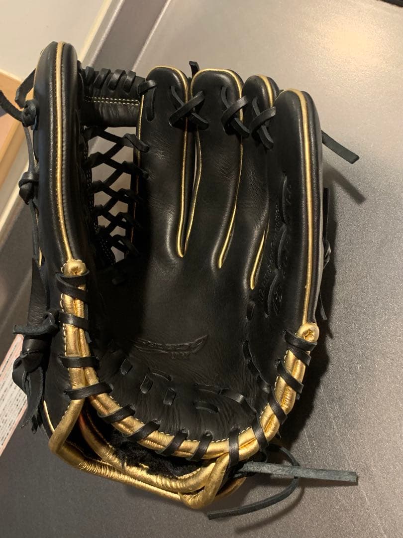 新品同様 ミズノ Mizuno 軟式 野球 グローブ 黒金