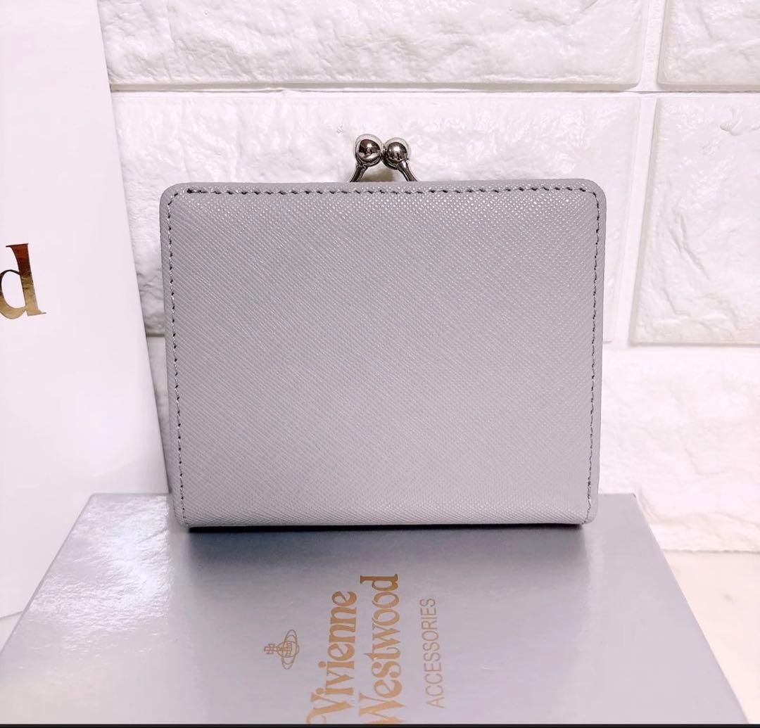 最新作✨️新品】高級感オーブ ヴィヴィアン・ウエストウッド 二つ折り