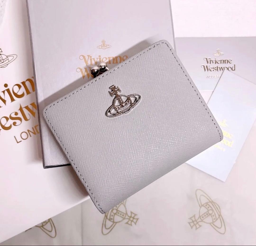 最新作✨️新品】高級感オーブ ヴィヴィアン・ウエストウッド 二つ折り