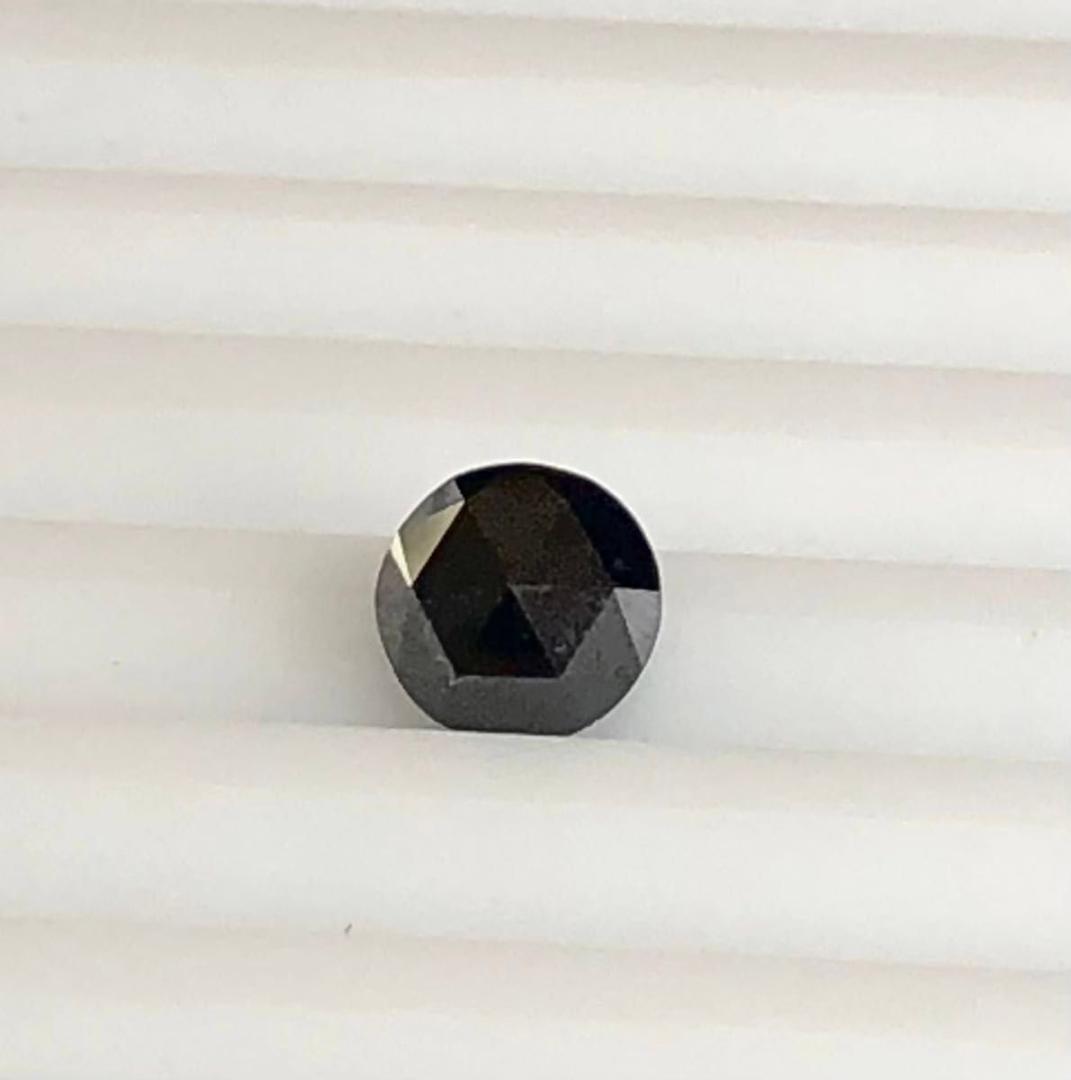 片耳　PTブラックダイヤピアス 1.0ct