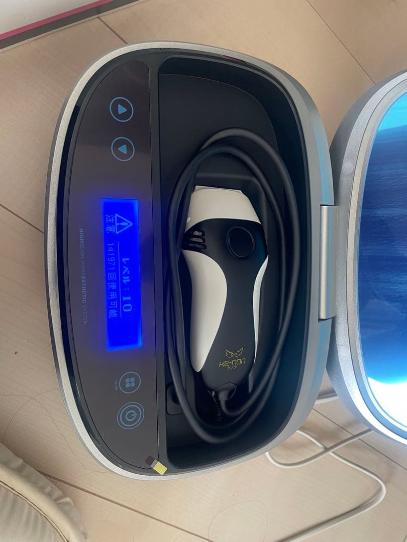 【Takayuki Yahashi】-NEON 光脱毛器