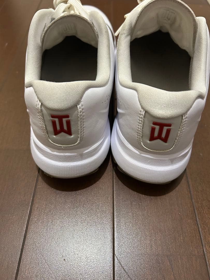 ナイキ　NIKE ゴルフシューズ TW タイガーウッズモデル