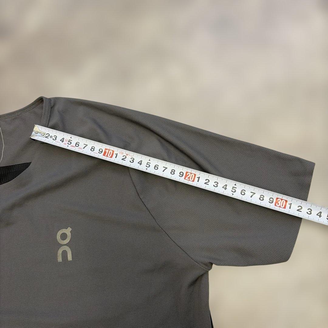 ON Running DRYTEC 半袖トップス グレー/ブラック