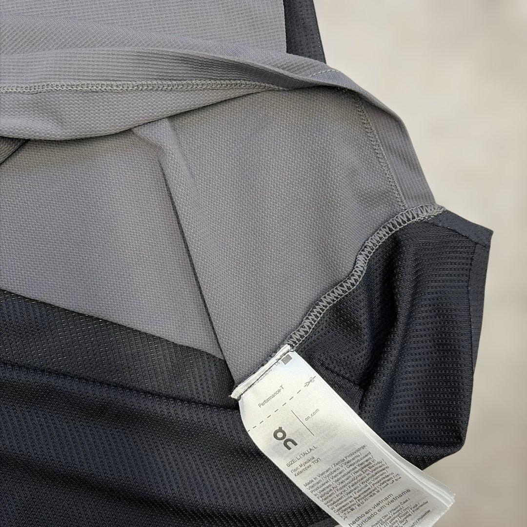 ON Running DRYTEC 半袖トップス グレー/ブラック