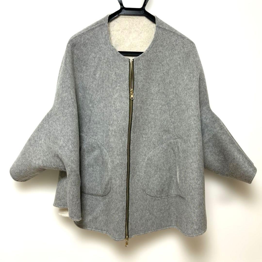 グレブディリリアン リバーシブル ポンチョ・ケープ コート ホワイト