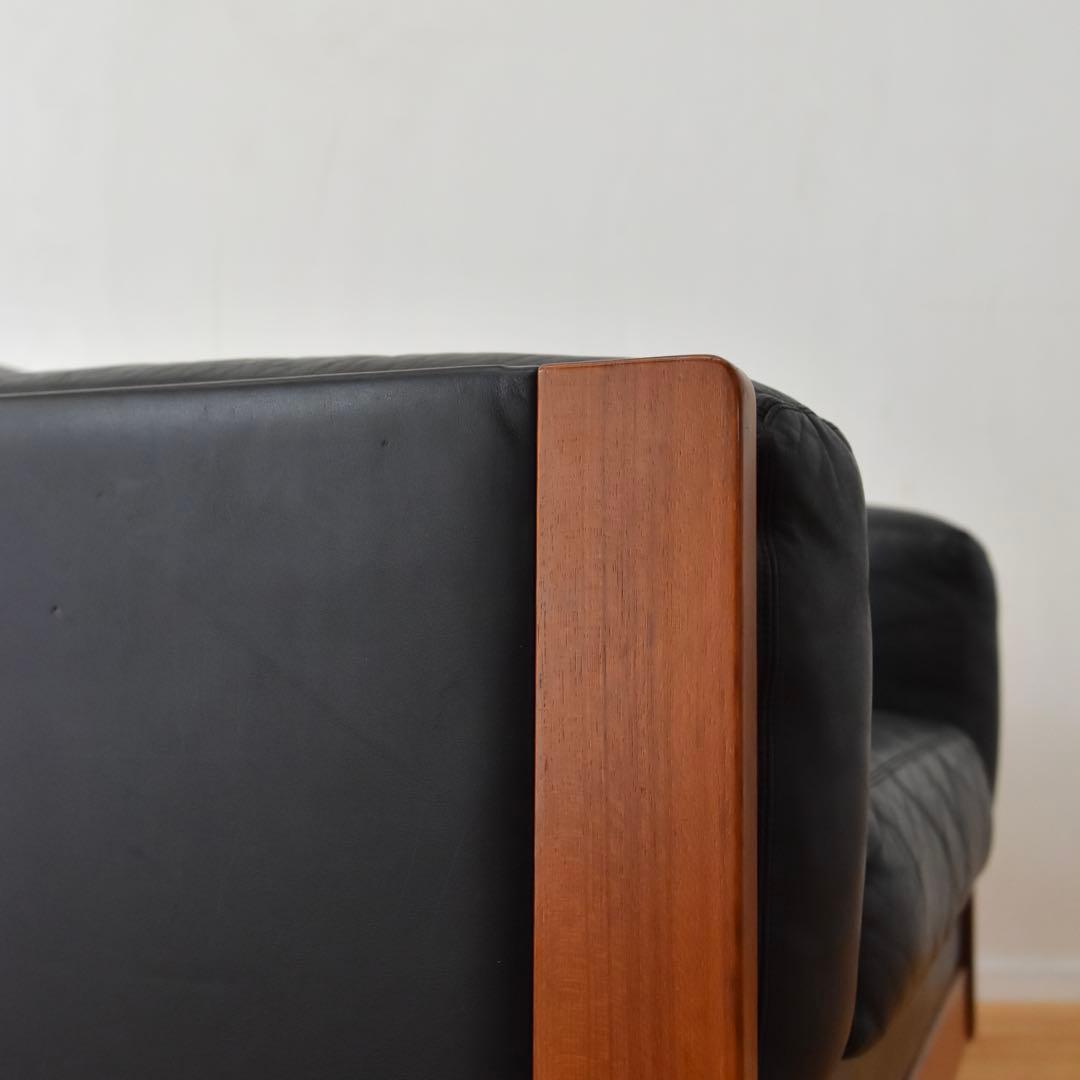 Cassina Afra & Tobia Scarpa “model 920”