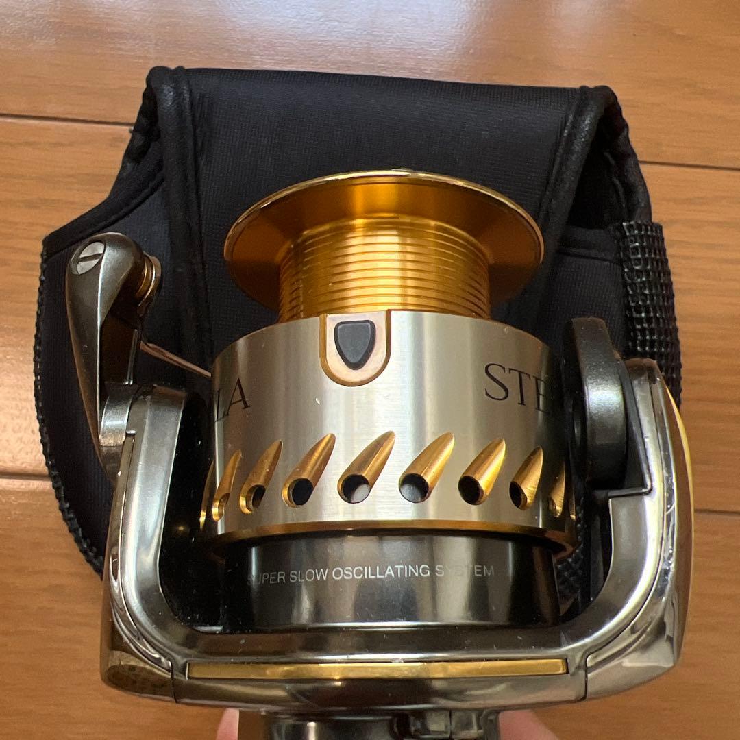 リール　シマノ　04ステラ3000 (スプールは4000) 付属品付き