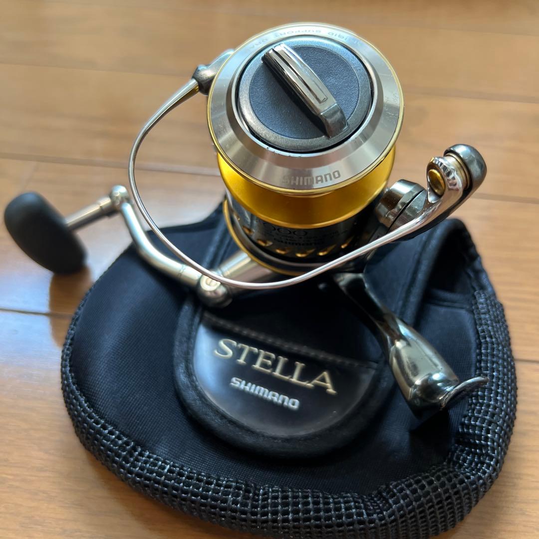 リール　シマノ　04ステラ3000 (スプールは4000) 付属品付き