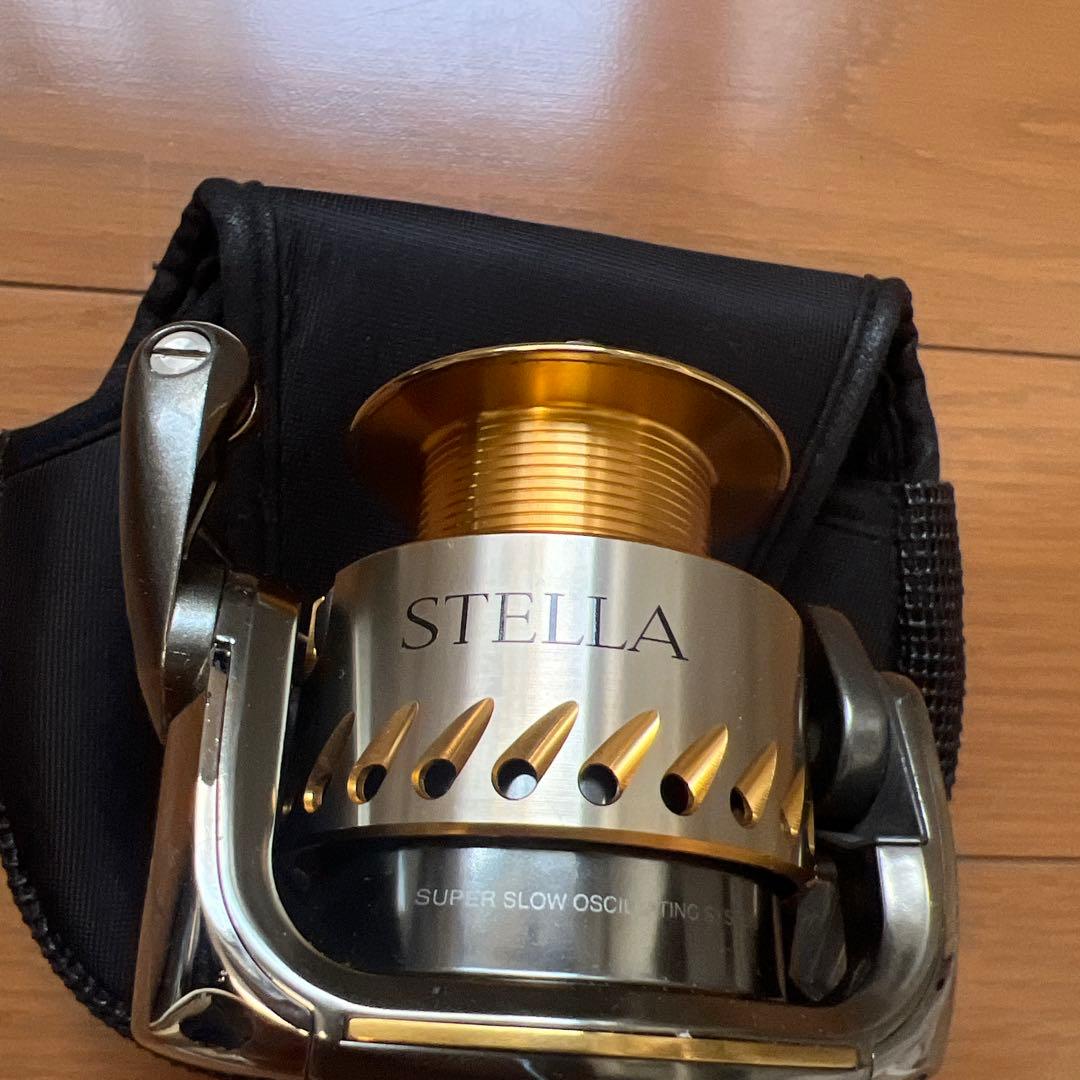 リール　シマノ　04ステラ3000 (スプールは4000) 付属品付き