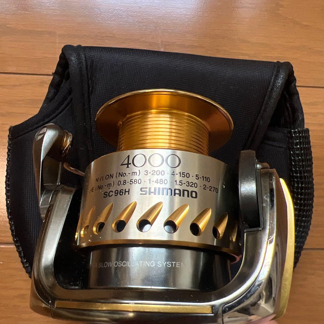 リール　シマノ　04ステラ3000 (スプールは4000) 付属品付き