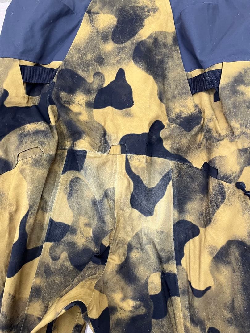 ノースフェイス　フューチャーライトエーキャドビブ　Sサイズ