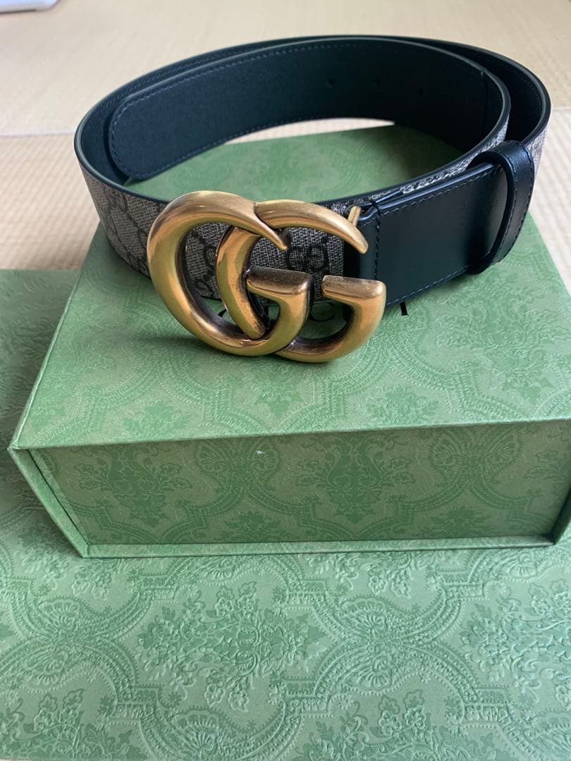 新品GUCCI ダブルGバックル ベルト 箱付き