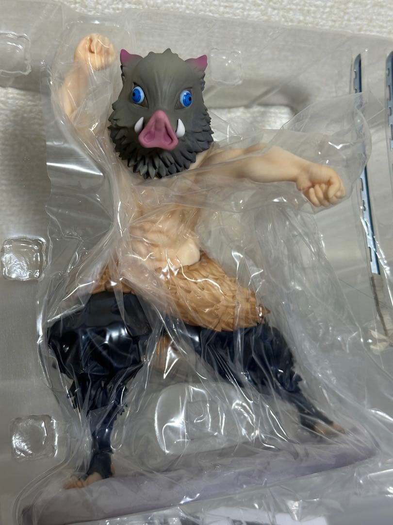 鬼滅の刃 ARTFX J フィギュア 嘴平伊之助